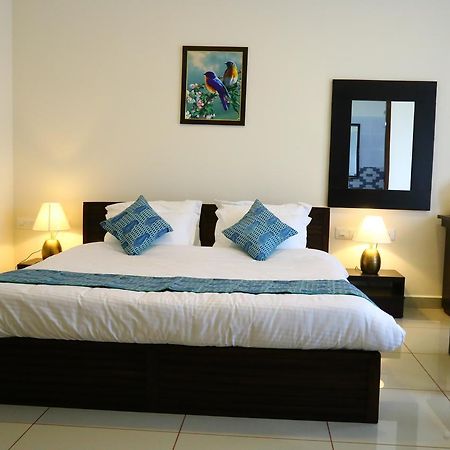 Kohinoor Hotel Alwaye Exterior foto