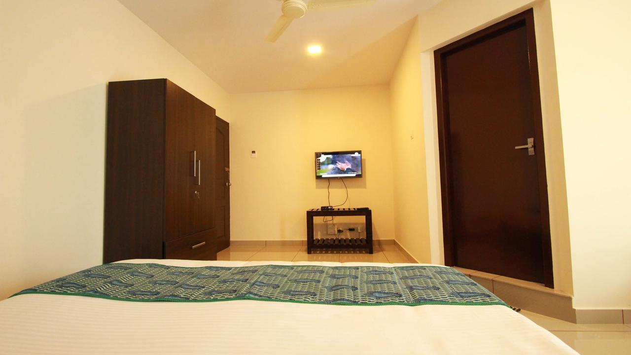 Kohinoor Hotel Alwaye Exterior foto